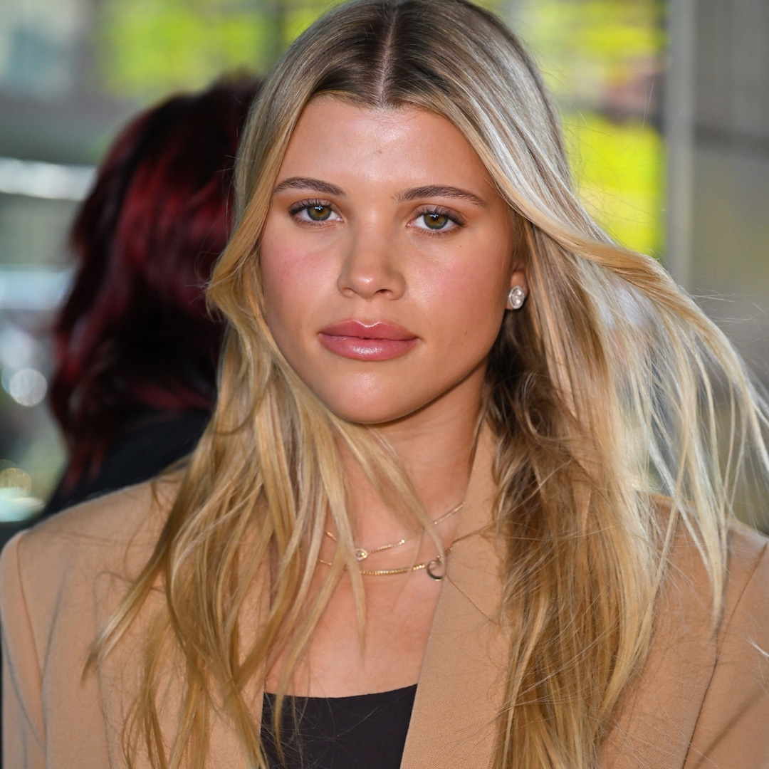 Sofia Richie Makes a Convincing Case to Use Concealer as Lipstick